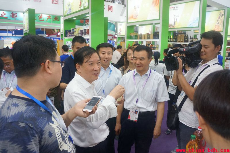 點(diǎn)擊瀏覽下一頁