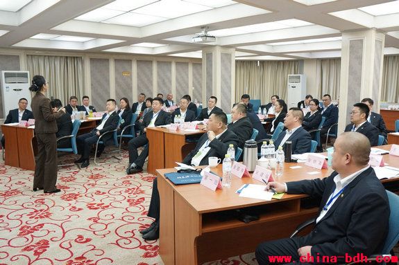 點擊瀏覽下一頁